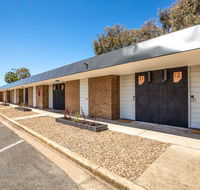 Nightcap at Gateway Hotel - Tourism Adelaide