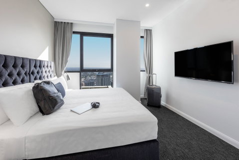 Meriton Suites Kent Street - Tourism Adelaide 13