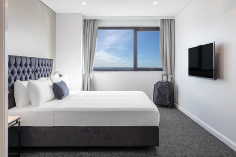 Meriton Suites Kent Street - Tourism Adelaide 16