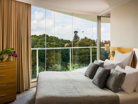 Pullman Quay Grand Sydney Harbour - Tourism Adelaide 3