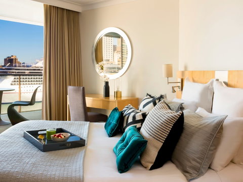 Pullman Quay Grand Sydney Harbour - Tourism Adelaide 4