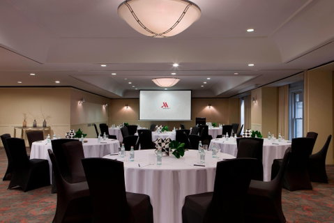 Sydney Harbour Marriott at Circular Quay - Tourism Adelaide 7
