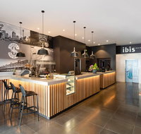 Hotel Ibis World Square - Tourism Adelaide