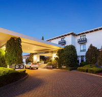 Ramada by Wyndham Diplomat Canberra - Tourism Adelaide