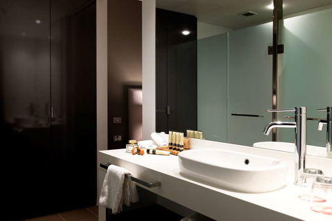 East Hotel - Tourism Adelaide 6