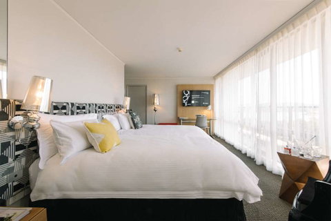 QT Canberra - Tourism Adelaide 6