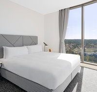 Meriton Suites George St - Tourism Adelaide