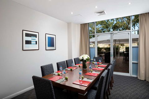 Rydges Bankstown - Tourism Adelaide 8