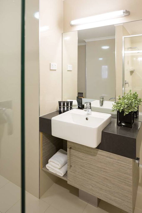 H on Smith Hotel - Tourism Adelaide 7