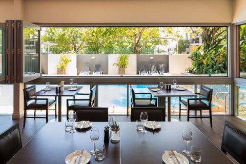 H on Smith Hotel - Tourism Adelaide 10