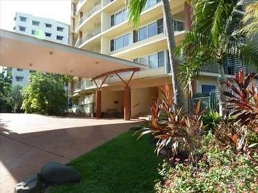 Cullen Bay Resorts - Tourism Adelaide 0
