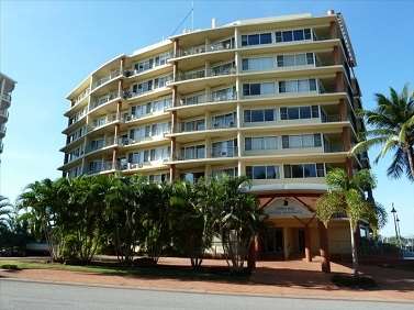 Cullen Bay Resorts - Tourism Adelaide 8