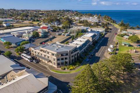 Aurora Ozone Hotel - Tourism Adelaide 0