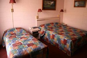 Cootamundra Gardens Motel - Tourism Adelaide 1