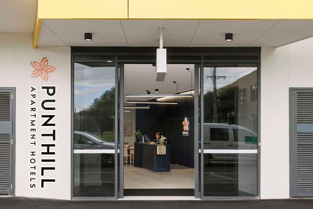 Essendon Airport VIC Tourism Adelaide