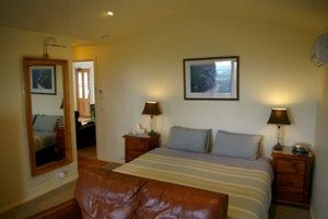 Southern Anchorage Retreat - Tourism Adelaide 1
