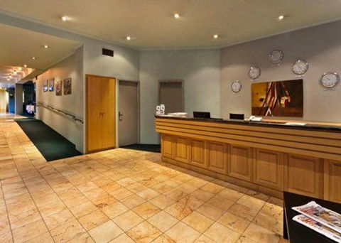 Quality Hotel Manor - Tourism Adelaide 1
