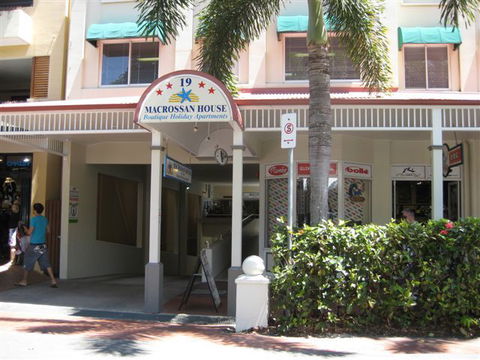 Macrossan House Boutique Holidays Apts - Tourism Adelaide 1