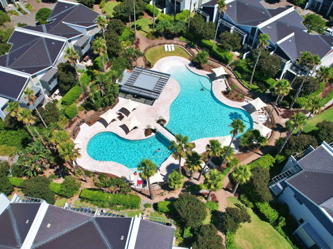 Pullman Magenta Shores Resort - Tourism Adelaide 1