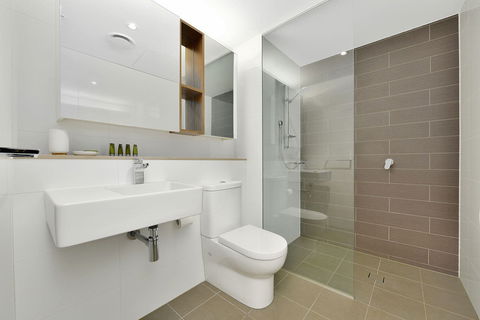 Astra Apartments MacQuarie Park - Tourism Adelaide 1