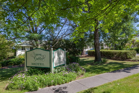 Yarra Gables Motel - Tourism Adelaide 0