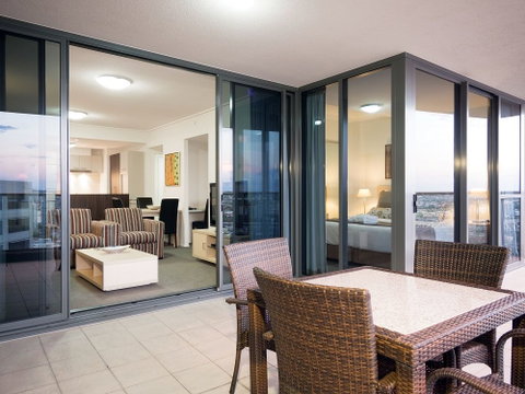 Oaks Aurora - Tourism Adelaide 2