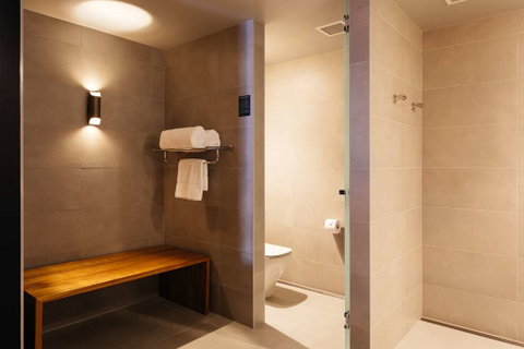 Macq 01 Hotel - Tourism Adelaide 2