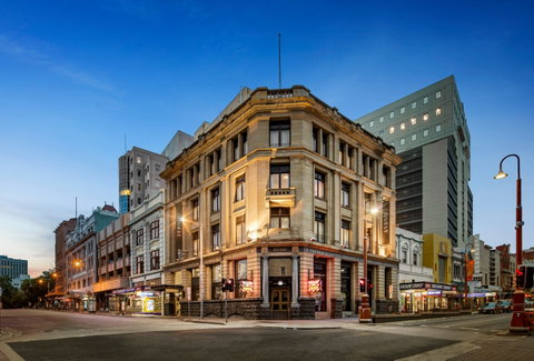 Quest Savoy - Tourism Adelaide 0