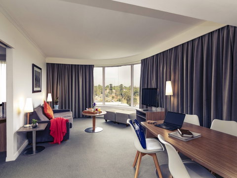 Mercure Hotel Parramatta - Tourism Adelaide 4