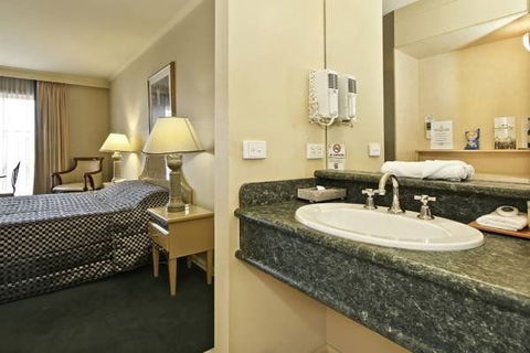 Rowville International Hotel - Tourism Adelaide 5