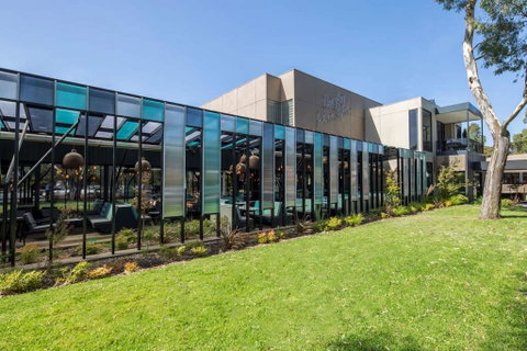 Dingley International Hotel - Tourism Adelaide 14