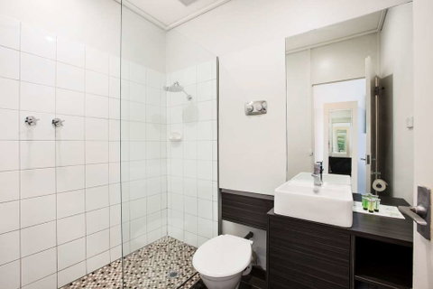 Nightcap at Sandringham Hotel - Tourism Adelaide 5