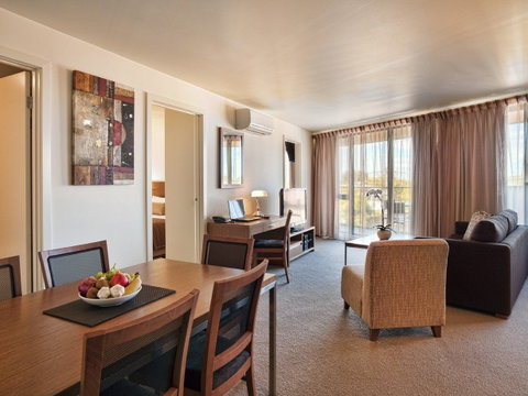 Quest Cheltenham Serviced Apartments - Tourism Adelaide 3