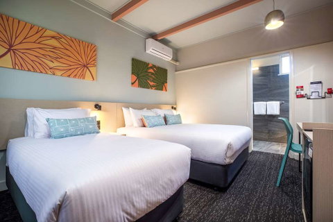 Sandbelt Club Hotel - Tourism Adelaide 4