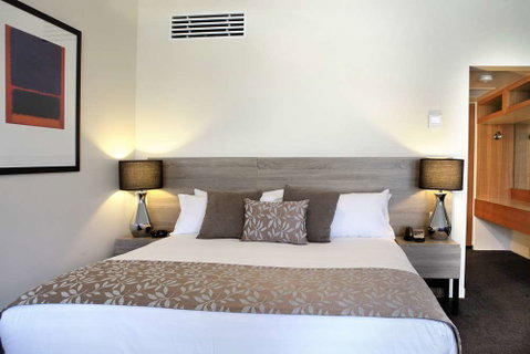 Dingley International Hotel - Tourism Adelaide 10