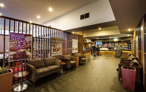 Nightcap at Keysborough Hotel - Tourism Adelaide 1