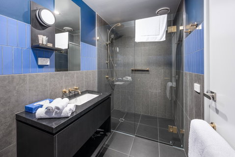Oros Plus Hotel - Tourism Adelaide 10