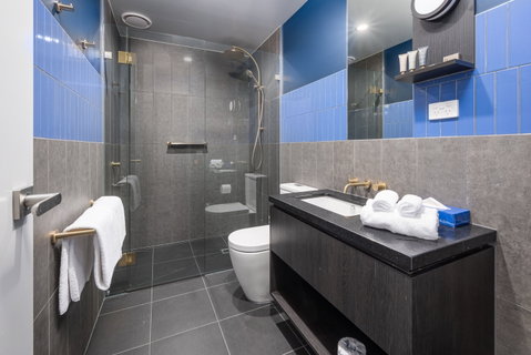 Oros Plus Hotel - Tourism Adelaide 12