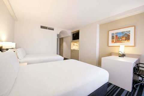DoubleTree by Hilton Esplanade Darwin - Tourism Adelaide 4