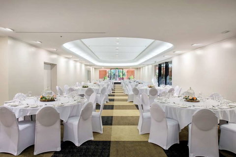 DoubleTree by Hilton Esplanade Darwin - Tourism Adelaide 9