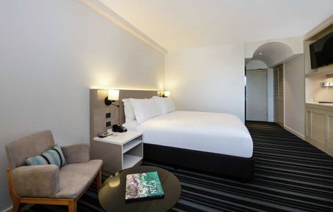 DoubleTree by Hilton Esplanade Darwin - Tourism Adelaide 16