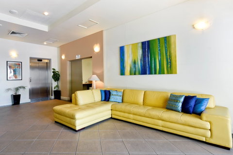 Metro Advance Apartments & Hotel - Tourism Adelaide 2