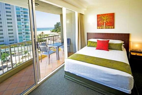 Mantra Twin Towns Coolangatta - Tourism Adelaide 3
