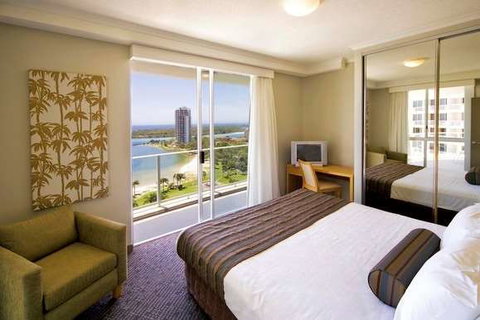 Mantra Twin Towns Coolangatta - Tourism Adelaide 11