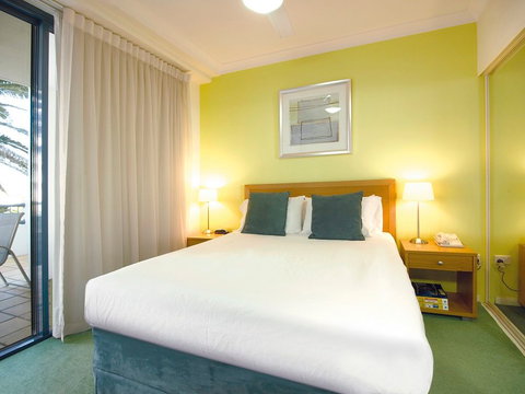 Oaks Calypso Plaza Resort - Tourism Adelaide 2