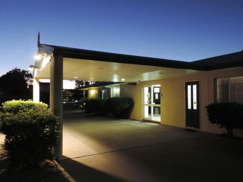 Outback Motel - Tourism Adelaide 0
