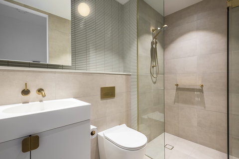 Arise Sky One - Tourism Adelaide 2