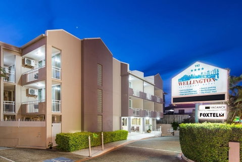 Wellington Apartment Hotel - Tourism Adelaide 0