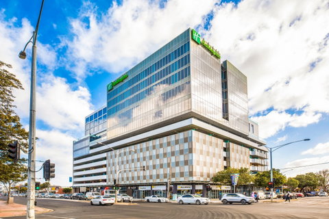 Holiday Inn Werribee - Tourism Adelaide 0
