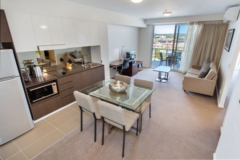 Empire Apartment Hotel - Tourism Adelaide 2